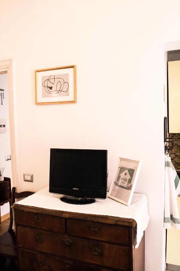My Flat In Fontana Di Trevi Roma